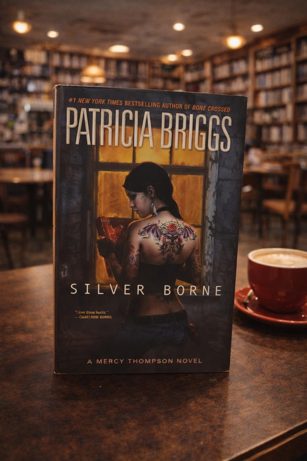 Silver Borne: A Mercy Thompson Novel